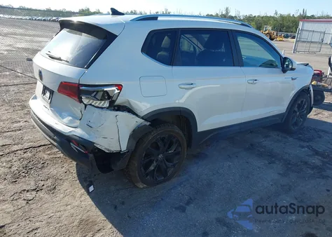 2022 Volkswagen Taos 1.5T Se z USA, uszkodzony, nr VIN 3VVTX7B23NM007790